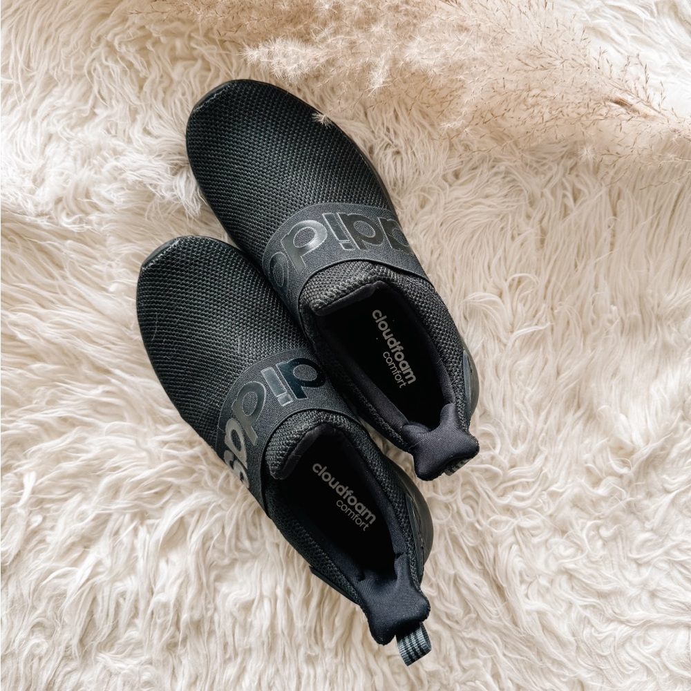 Adidas: Cloudfoam Comfort